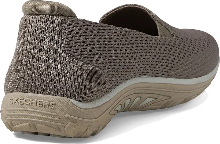 SKECHERS Reggae Fest - Willows Vibe Women's Flat Shoes Dark Taupe : 8 B - Medium, Suede - Image 3