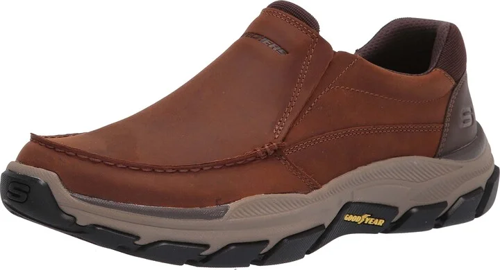 Skechers USA Men's Men's Respected-Catel Moc Toe Slip On