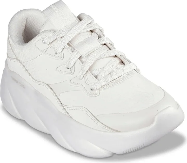 Skechers Vapor Step Jet Setter Sneaker