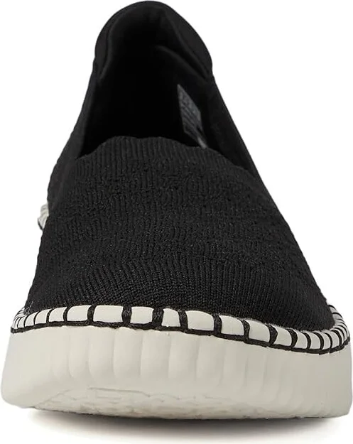 SKECHERS Wilshire - Blvd Women's Shoes Black : 5 B - Medium, Rubber - Image 5
