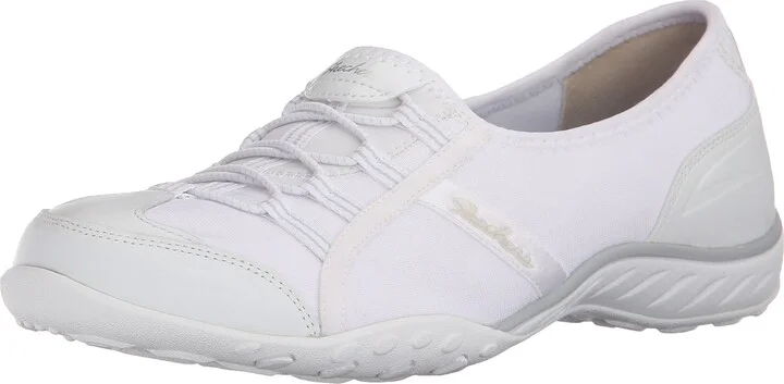 Skechers Women's Breathe Easy Allure Fashion Sneaker
