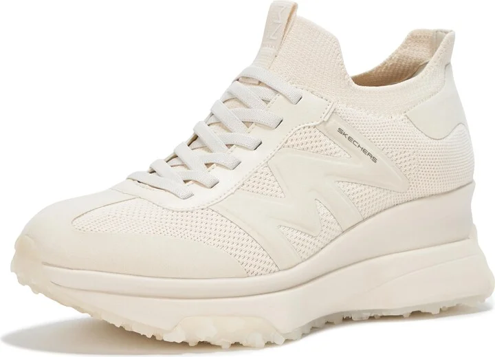 Skechers Women's Upper Cut Classic Jogger Sneaker