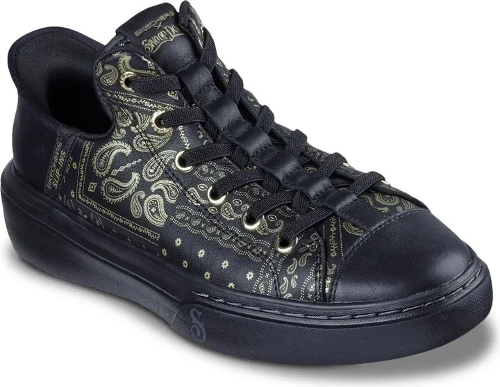 Black/Gold Paisley Print
