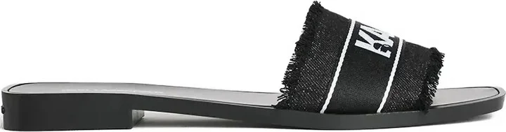 Skoot mules