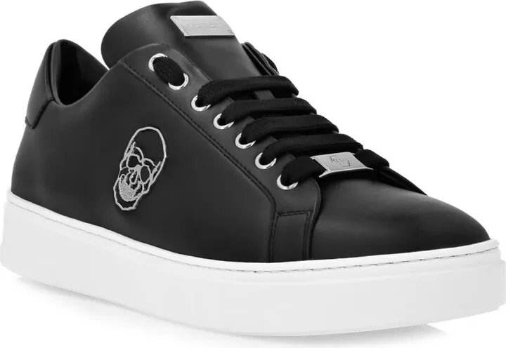 Skull-appliqué leather sneakers - Image 2