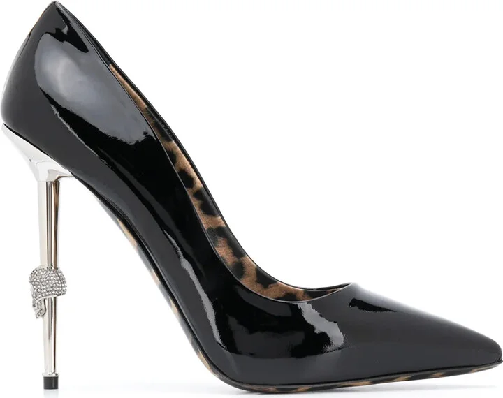 Skull pointed-toe pumps