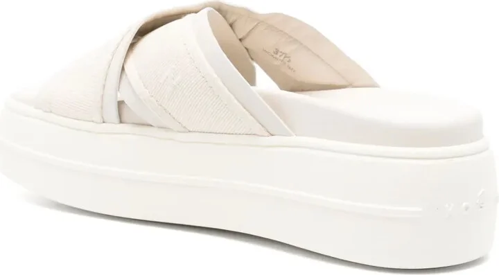 Skyscraper sandals - Image 3