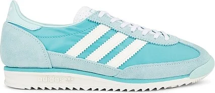 Easy Mint  Semi Flash Aqua  & Off White