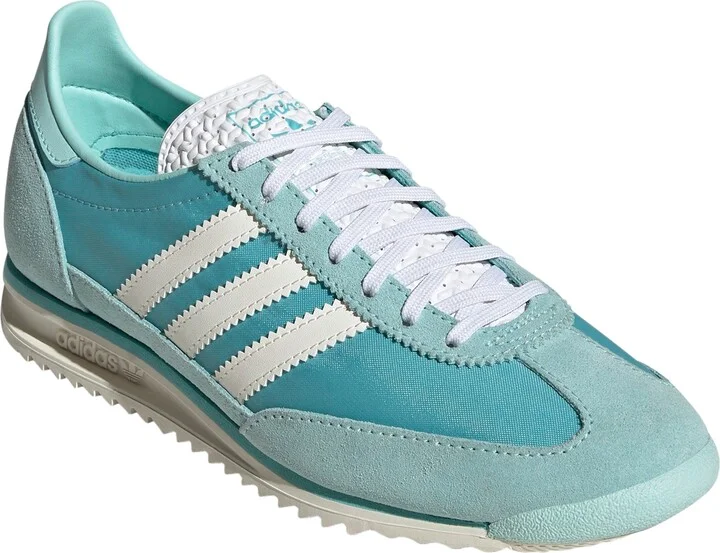 Mint/ Flash Aqua/ Off White