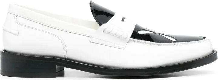 Slashed leather loafers