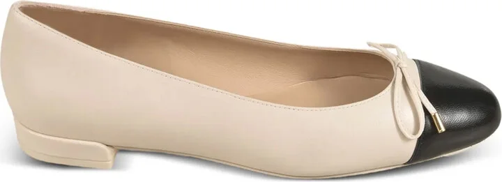 Sleek bow-detail flat pumps
