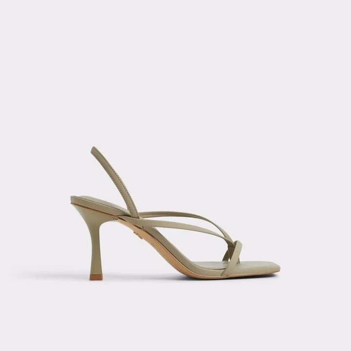 Sling back heeled sandal
