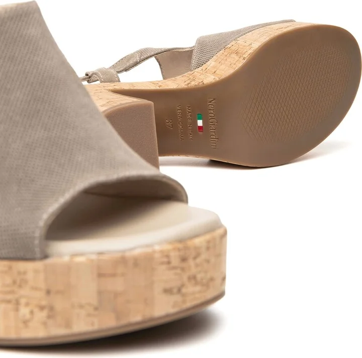 Slingback Platform Sandal - Image 9