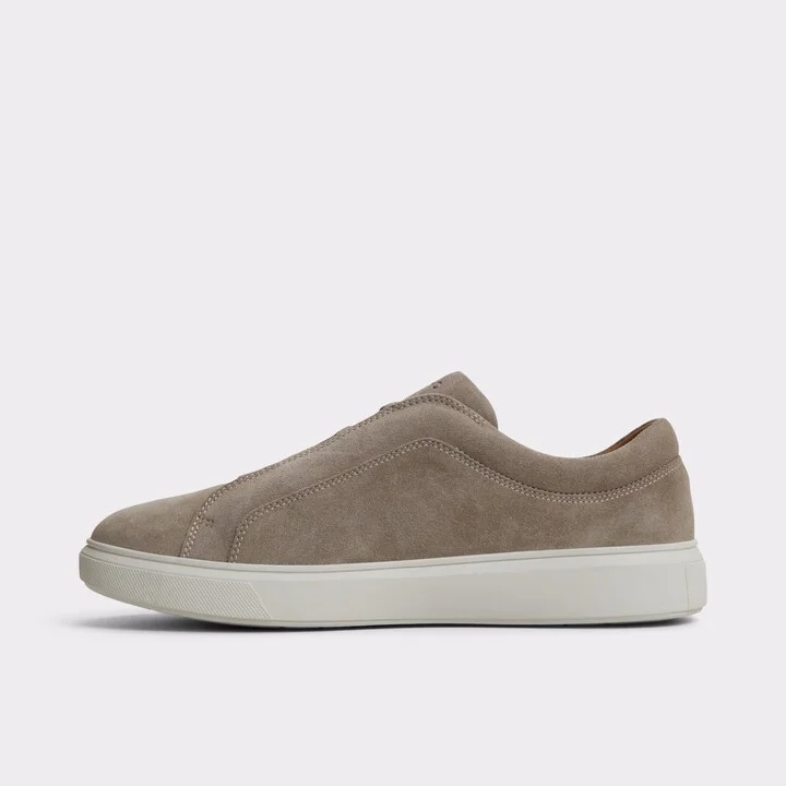 Slip-on sneaker - Image 3