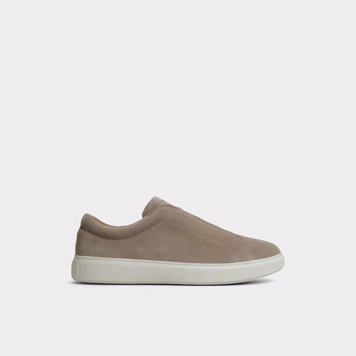 Slip-on sneaker