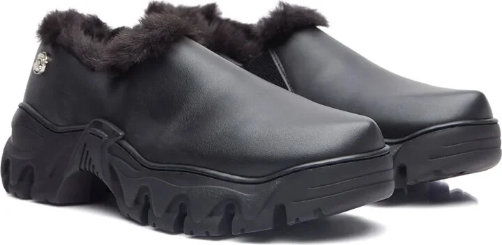 Slip-On Sneakers