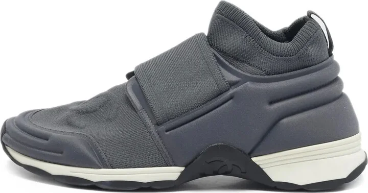 Slip-On Sneakers