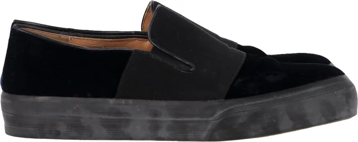 Slip-On Sneakers in Black Velvet
