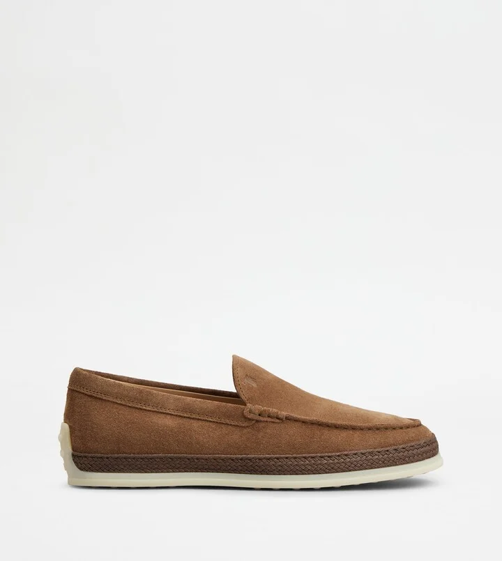 Slip-Ons in Suede