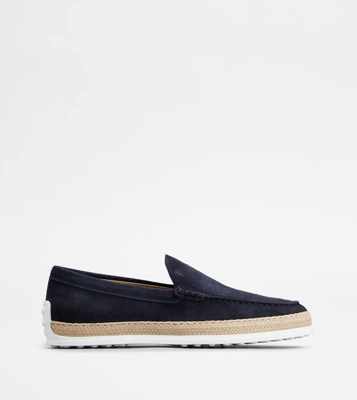 Slip-Ons in Suede