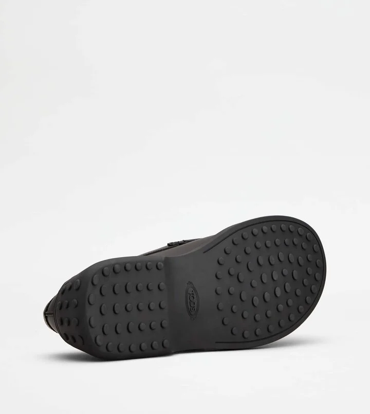 Slipper Loafers in Leather - Image 4