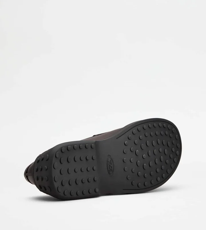 Slipper Loafers in Leather - Image 4