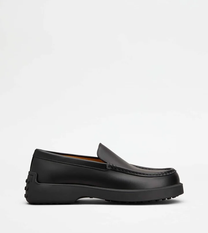 Slipper Loafers in Leather