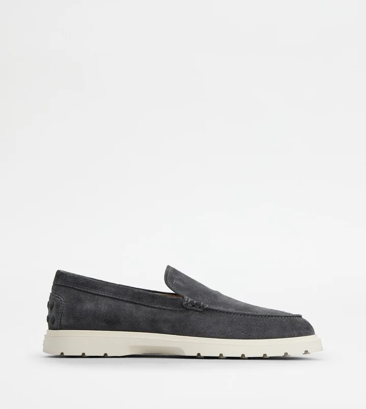 Slipper Loafers in Suede