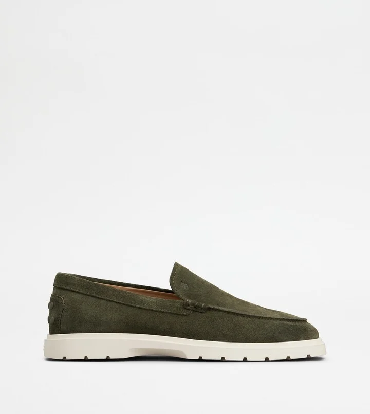 Slipper Loafers in Suede