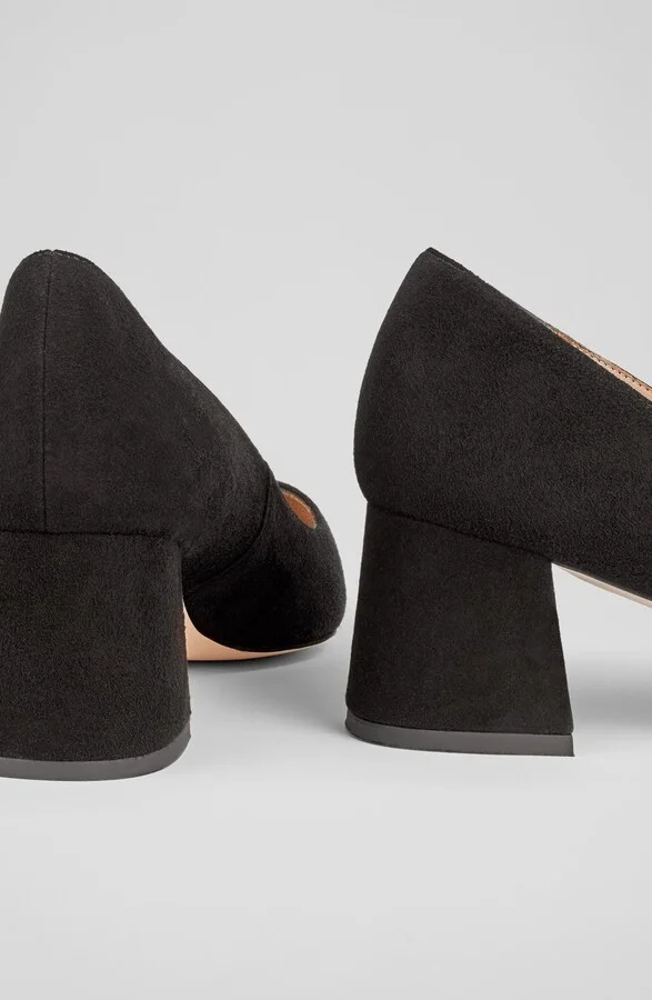 Sloane Pointed Toe Pump - Image 3