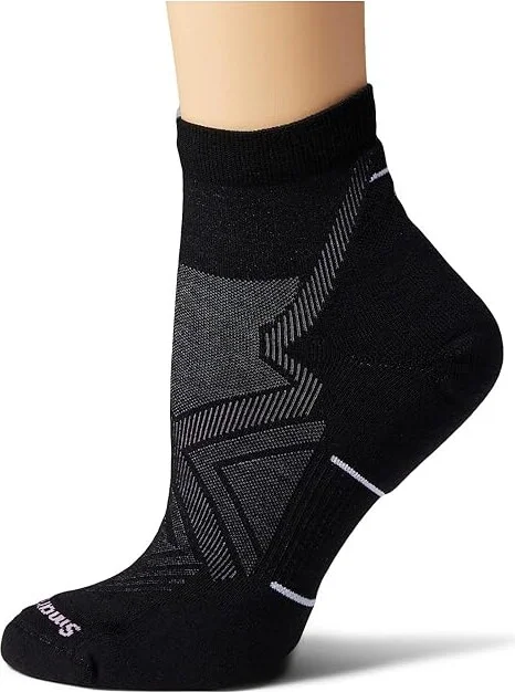 Smartwool Run Targeted Cushion Ankle Women's Low Cut Socks Shoes Black : SM (Women's Shoe 4-6.5), Mesh/Nylon/Wool