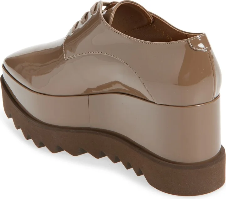 Sneakelyse Platform Sneaker - Image 8