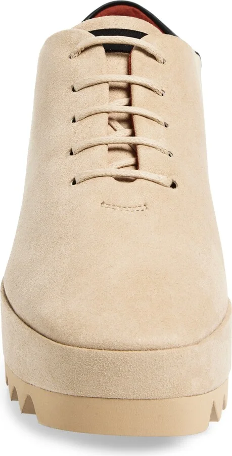 Sneakelyse Platform Sneaker - Image 4