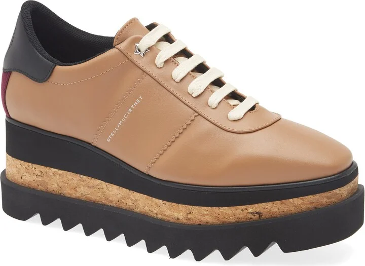 Sneakelyse Platform Sneaker