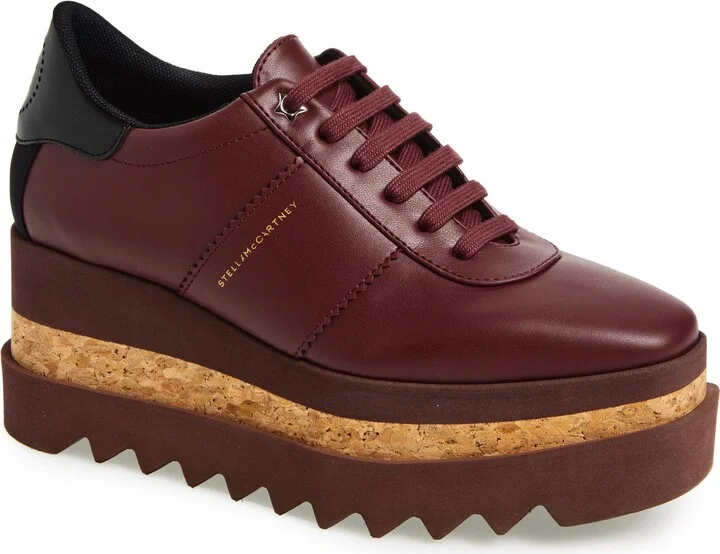 Sneakelyse Platform Sneaker
