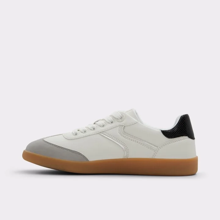 Sneaker - Image 4