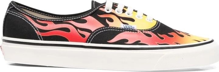 MULTICOLOUR