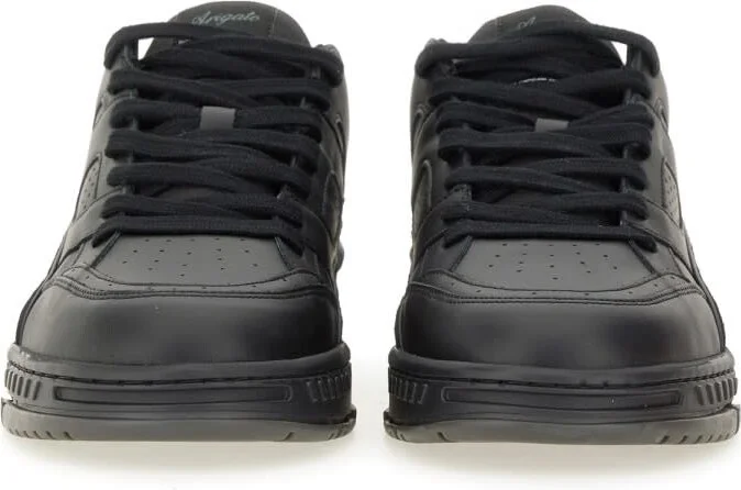 Sneaker Lo area - Image 5
