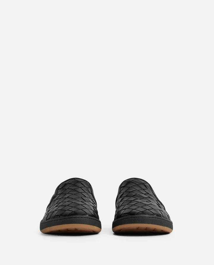 Sneaker Sawyer - Image 2