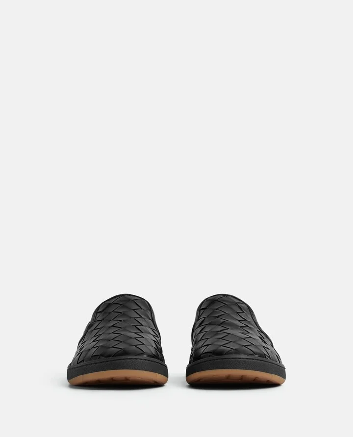 Sneaker Sawyer - Image 2