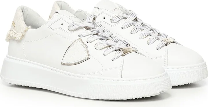 Sneaker Temple - Image 2