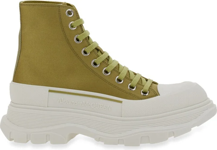 Sneaker Tread Slick