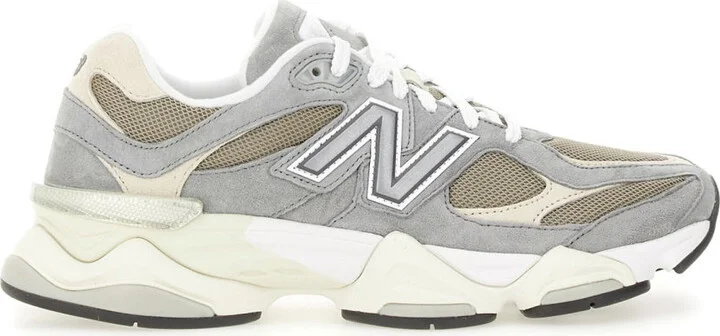 Sneaker U9060