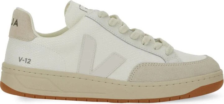 Sneaker "V-12"