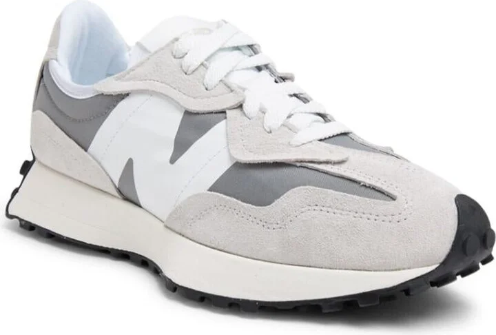 Sneakers 327 - Image 2