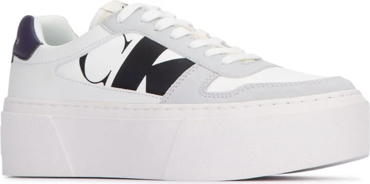 Sneakers - Image 2