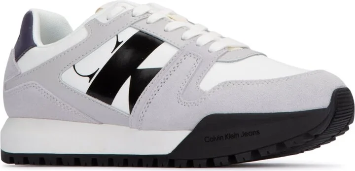 Sneakers - Image 2