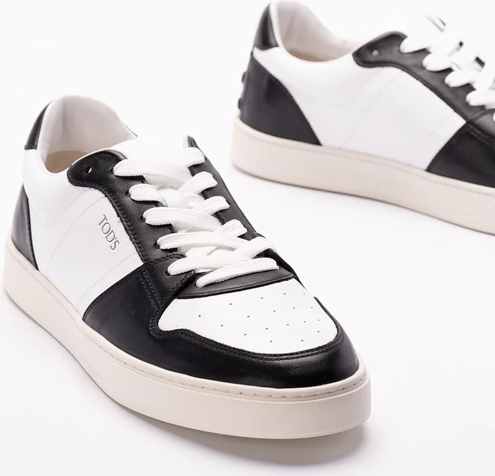 Sneakers - Image 2