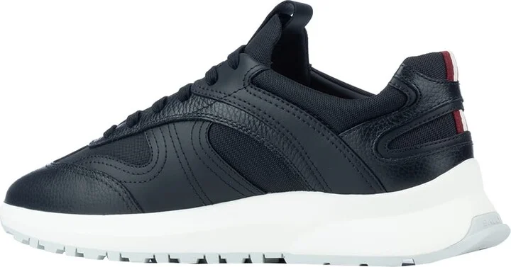 Sneakers - Image 3