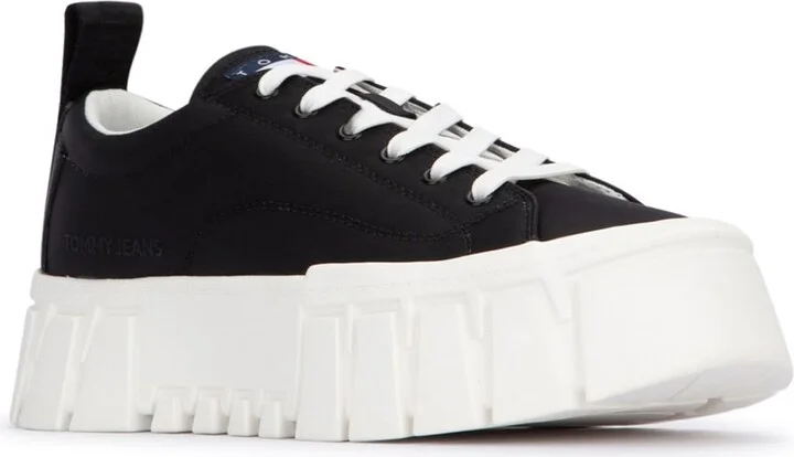 Sneakers - Image 2